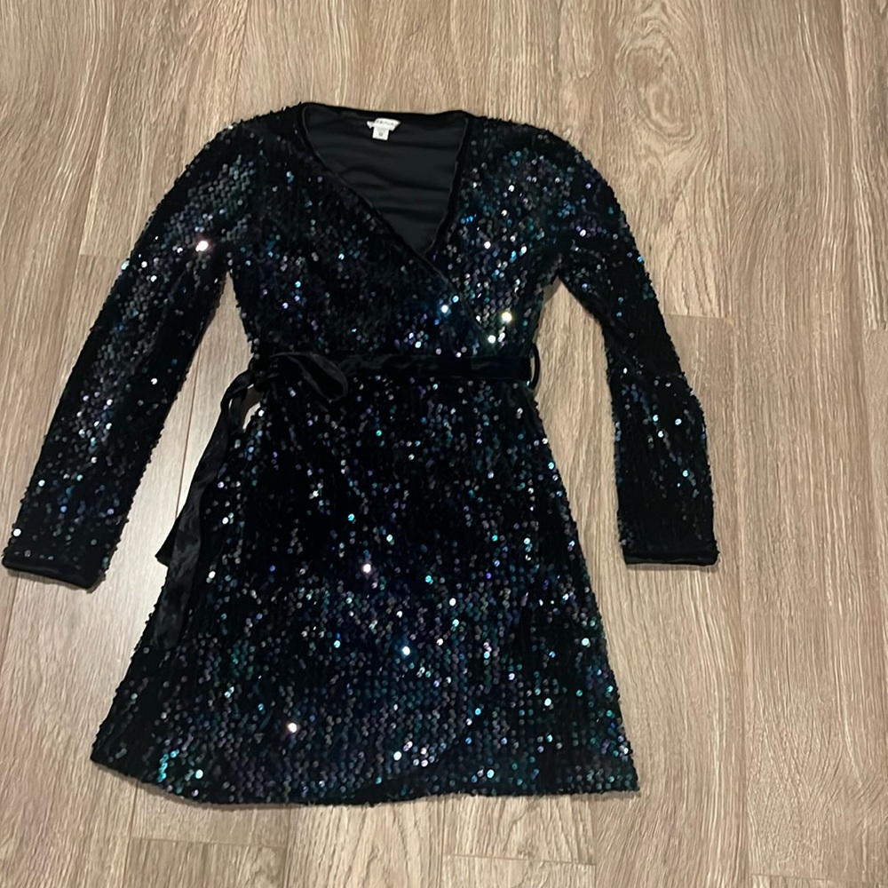 Habitual Raven girls wrap sequined dress size 12 Like new!